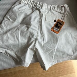 White bear bottom (like Chubbies) shorts (brand new)